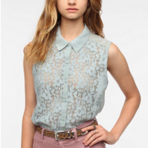 Urban Outfitters Tops - Urban Outfitters Lace Button Down Tank Top Large